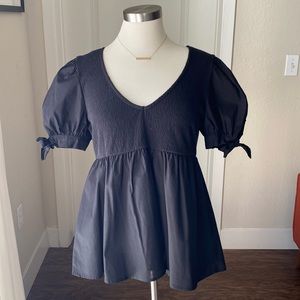 Francescas black bow sleeve peplum blouse!